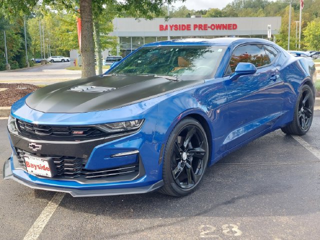 Used 2019 Chevrolet Camaro SS RWD image 5