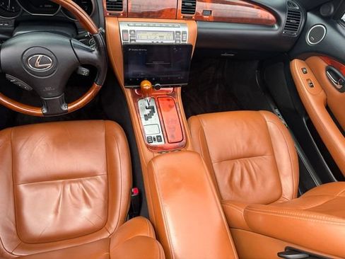 Used 2007 Lexus SC 430 Convertible RWD image 17