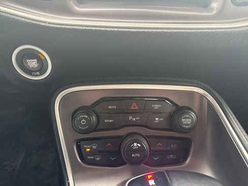 Used 2021 Dodge Challenger R/T image 18