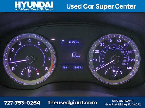 Used 2020 Hyundai Venue SEL w/ Convenience Package FWD image 29