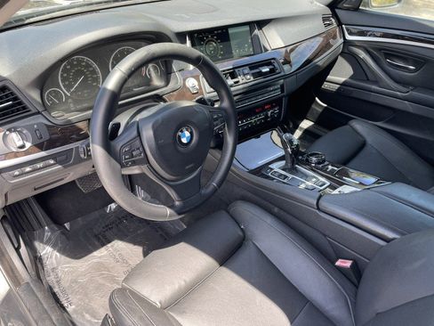 Used 2014 BMW 550i Sedan w/ Executive Package image 10
