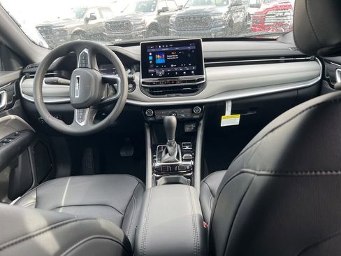 New 2026 Jeep Compass Limited image 14