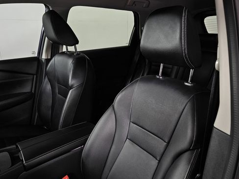 Used 2025 Nissan Rogue SL image 22