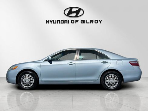Used 2007 Toyota Camry LE FWD image 2