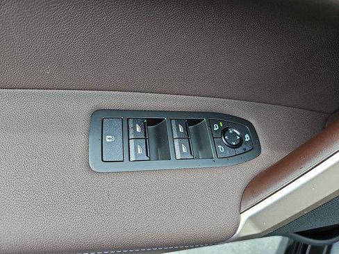 New 2026 BMW iX xDrive60 w/ Premium Package image 28