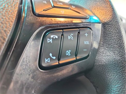 Used 2018 Ford Explorer XLT w/ Equipment Group 202A image 23