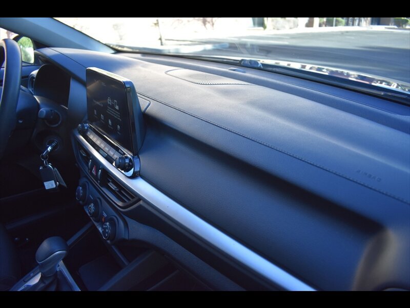 Used 2021 Kia Forte LXS FWD image 35