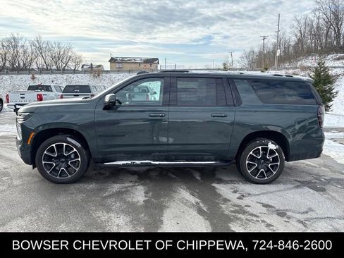 Certified 2025 Chevrolet Suburban RST w/ Comfort Package image 2