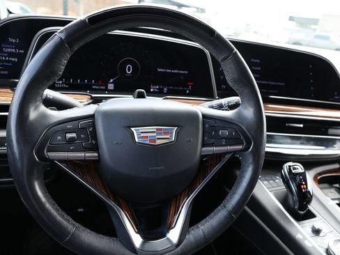 Used 2022 Cadillac Escalade Premium Luxury w/ Performance Package AWD/4WD image 12