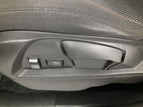 Used 2012 Chevrolet Equinox LT FWD image 12