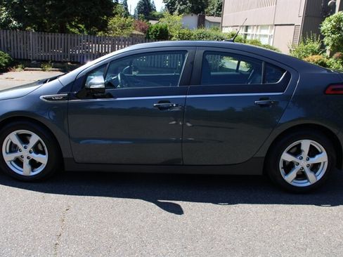 Used 2013 Chevrolet Volt Premium w/ Premium Trim Package FWD image 13