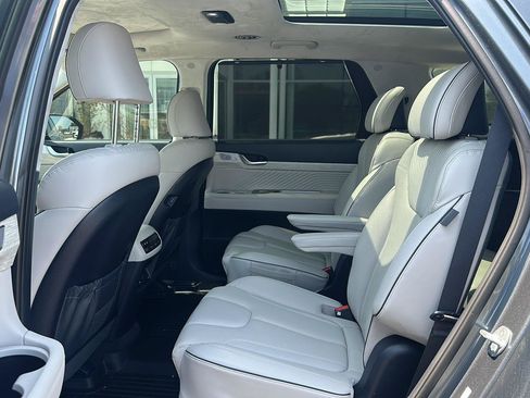 Used 2023 Hyundai Palisade Calligraphy AWD/4WD image 10