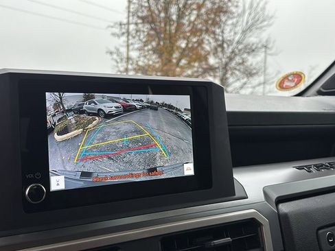 Used 2024 Toyota Tacoma SR5 image 22