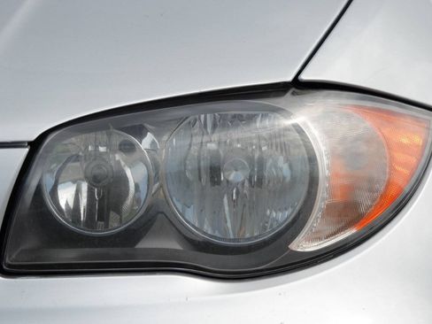 Used 2009 BMW 128i Convertible RWD image 40
