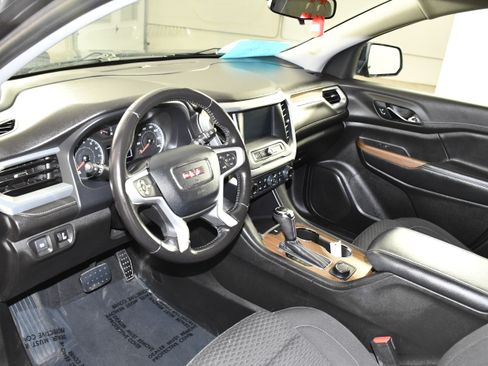 Used 2019 GMC Acadia SLE AWD/4WD image 2