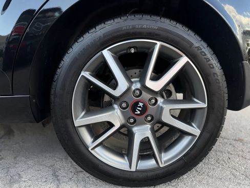 Used 2020 Kia Soul GT-Line Turbo image 41