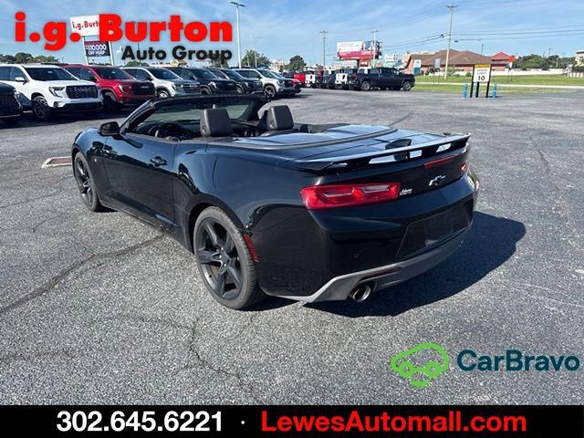 Used 2017 Chevrolet Camaro LT RWD image 5