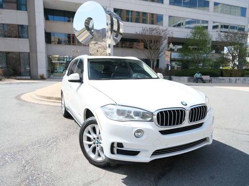 Used 2014 BMW X5 xDrive35i w/ Premium Package image 2