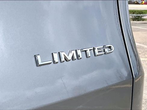 Used 2026 Toyota Grand Highlander Limited image 10