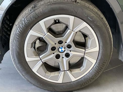 Used 2025 BMW X1 xDrive28i w/ Technology Package image 11