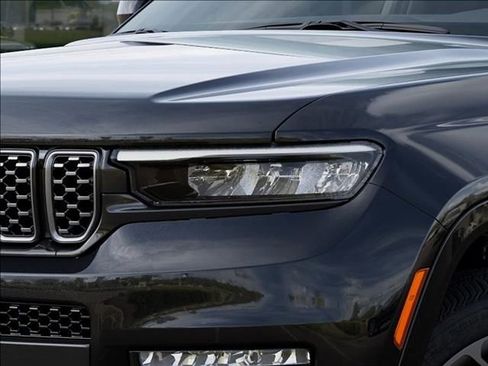 New 2025 Jeep Grand Cherokee L Summit AWD/4WD image 10