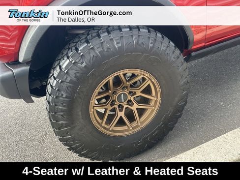 Used 2022 Ford Bronco Black Diamond image 11