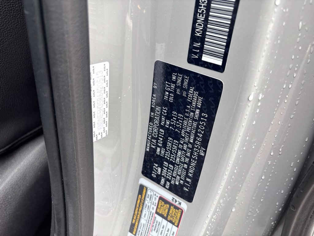 Certified 2024 Kia Carnival SX Prestige FWD image 18