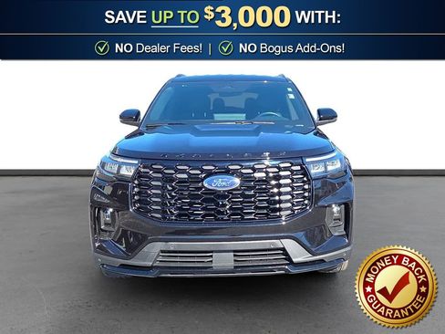 Used 2025 Ford Explorer ST-Line image 11