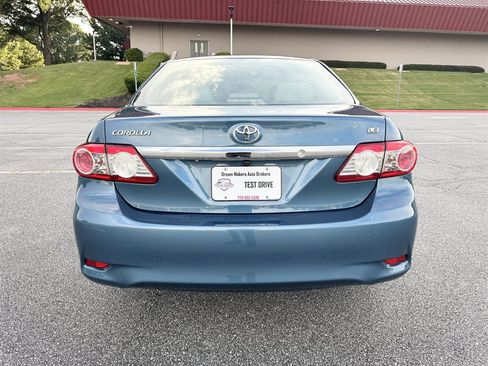 Used 2013 Toyota Corolla LE FWD image 38