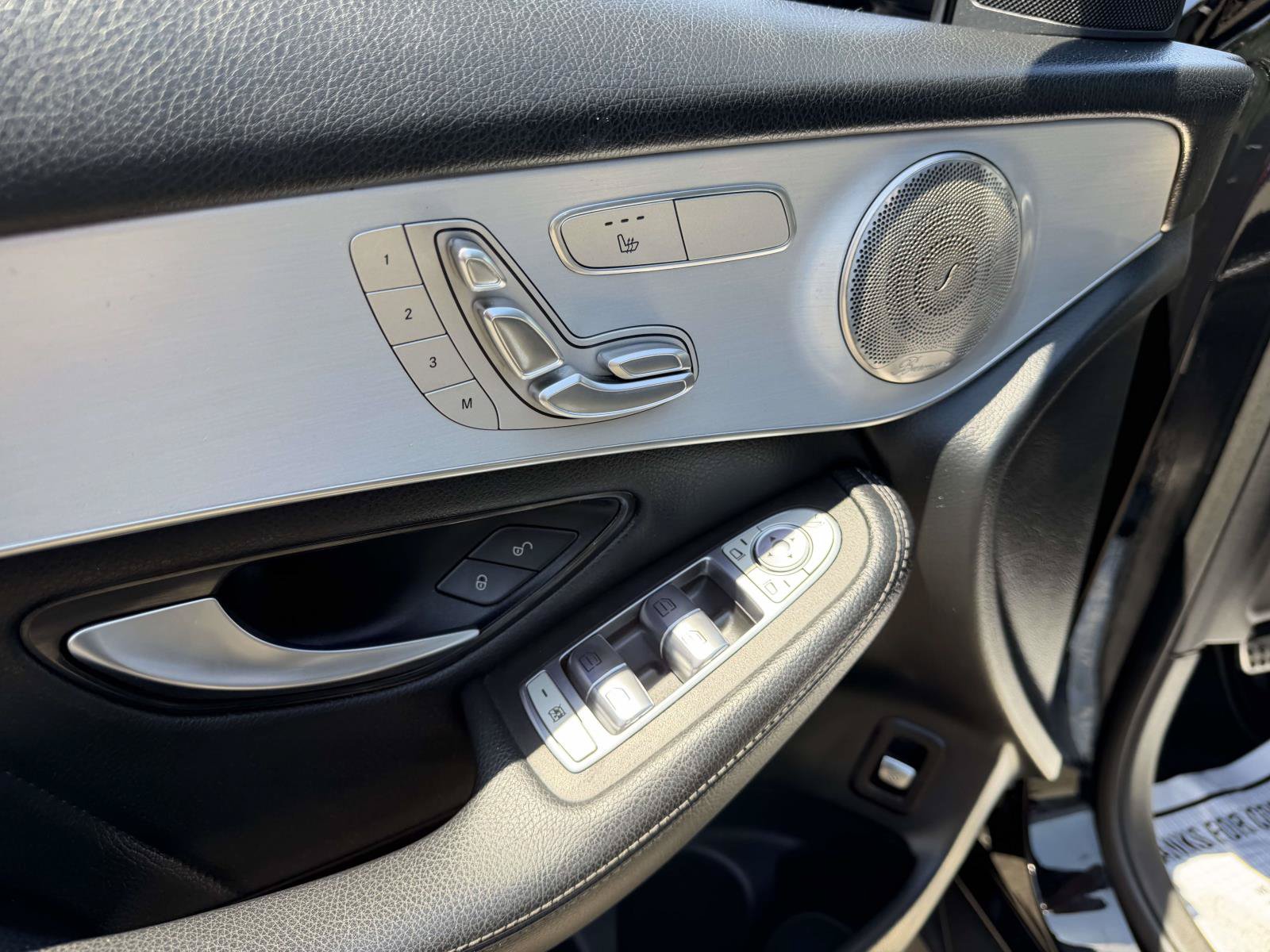 Used 2021 Mercedes-Benz GLC 300 4MATIC Coupe image 16