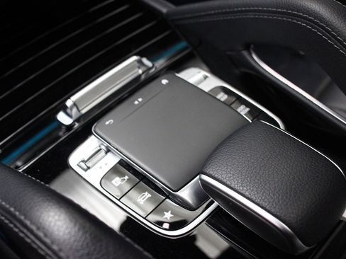 Used 2020 Mercedes-Benz GLE 350 4MATIC image 51