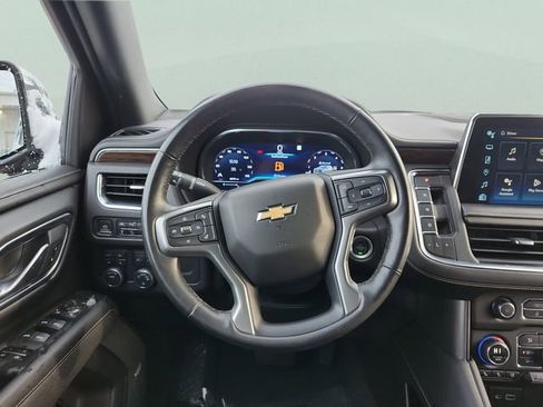 Certified 2023 Chevrolet Suburban Premier image 8
