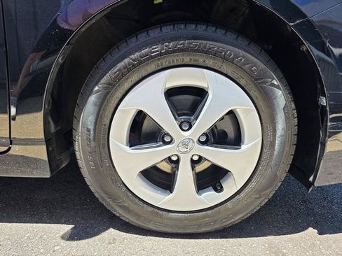Used 2013 Toyota Prius Three FWD image 23