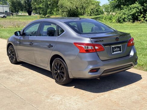 Used 2017 Nissan Sentra SV w/ Style Package FWD image 13