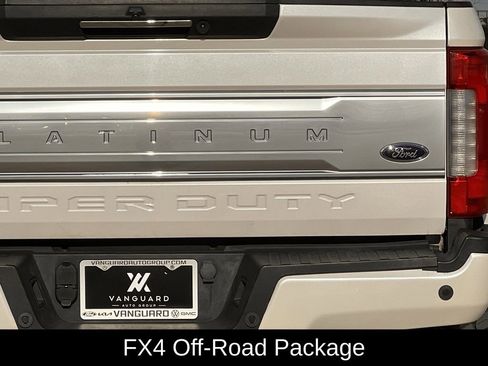 Used 2019 Ford F350 Platinum w/ Platinum Ultimate Package image 5