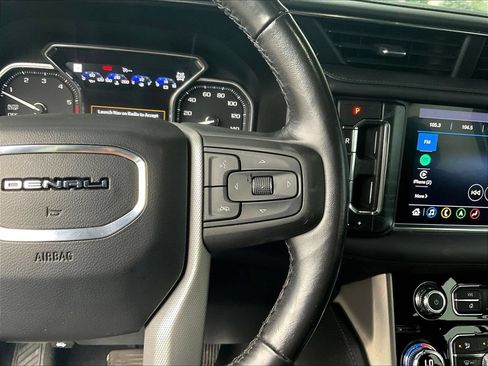 Used 2021 GMC Yukon Denali AWD/4WD image 12