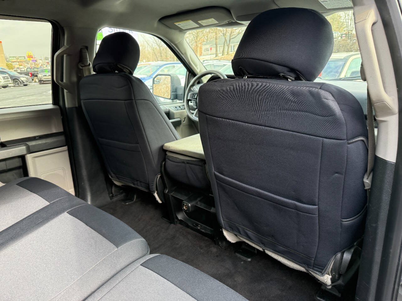 Used 2017 Ford F150 XLT AWD/4WD image 29