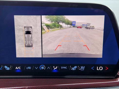 Certified 2026 Chevrolet Traverse RS w/ LPO, Floor Liner Package FWD image 19