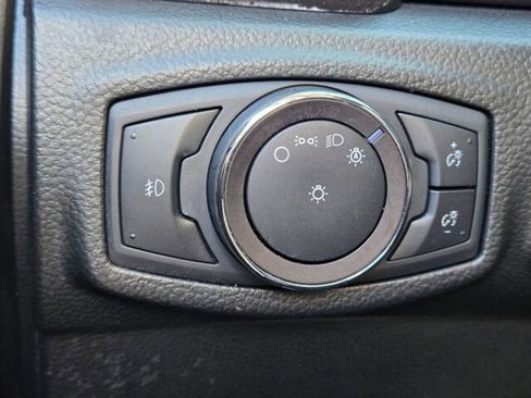 Certified 2019 Ford Ranger Lariat w/ Equipment Group 501A Mid image 37