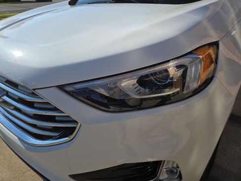 Used 2020 Ford Edge SEL w/ Convenience Package image 10