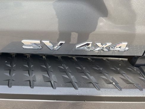 Certified 2024 Nissan Titan SV w/ SV Convenience Package image 32