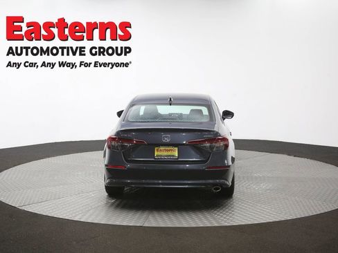 Used 2025 Honda Civic Sport image 36