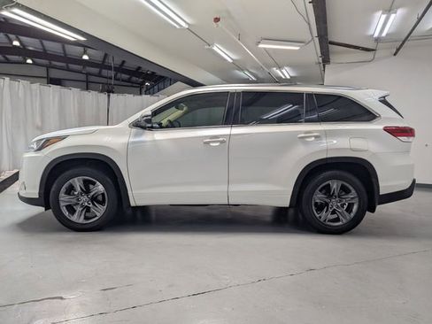 Used 2019 Toyota Highlander Limited Platinum image 27