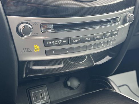 Used 2019 INFINITI QX60 Luxe w/ Essential Package FWD image 16