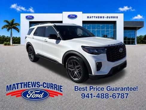 New 2026 Ford Explorer ST-Line w/ ST-Line Street Pack RWD image 1