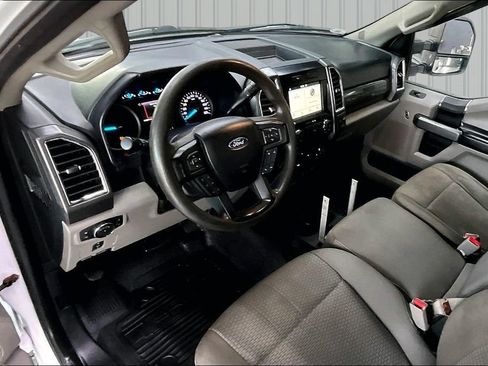 Used 2017 Ford F350 XLT w/ XLT Value Package AWD/4WD image 7