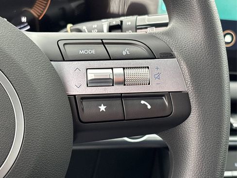 New 2026 Hyundai Tucson SE image 22