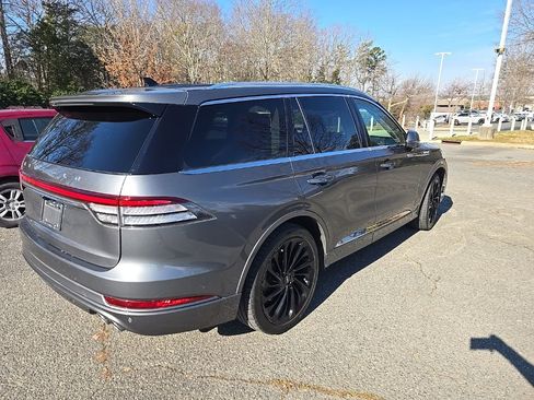 Used 2021 Lincoln Aviator Reserve w/ Equipment Group 208A image 3