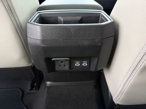 New 2026 Toyota Tacoma Limited AWD/4WD image 33