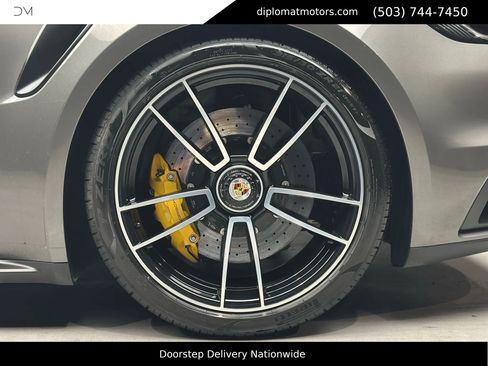 Used 2021 Porsche 911 Turbo S image 40